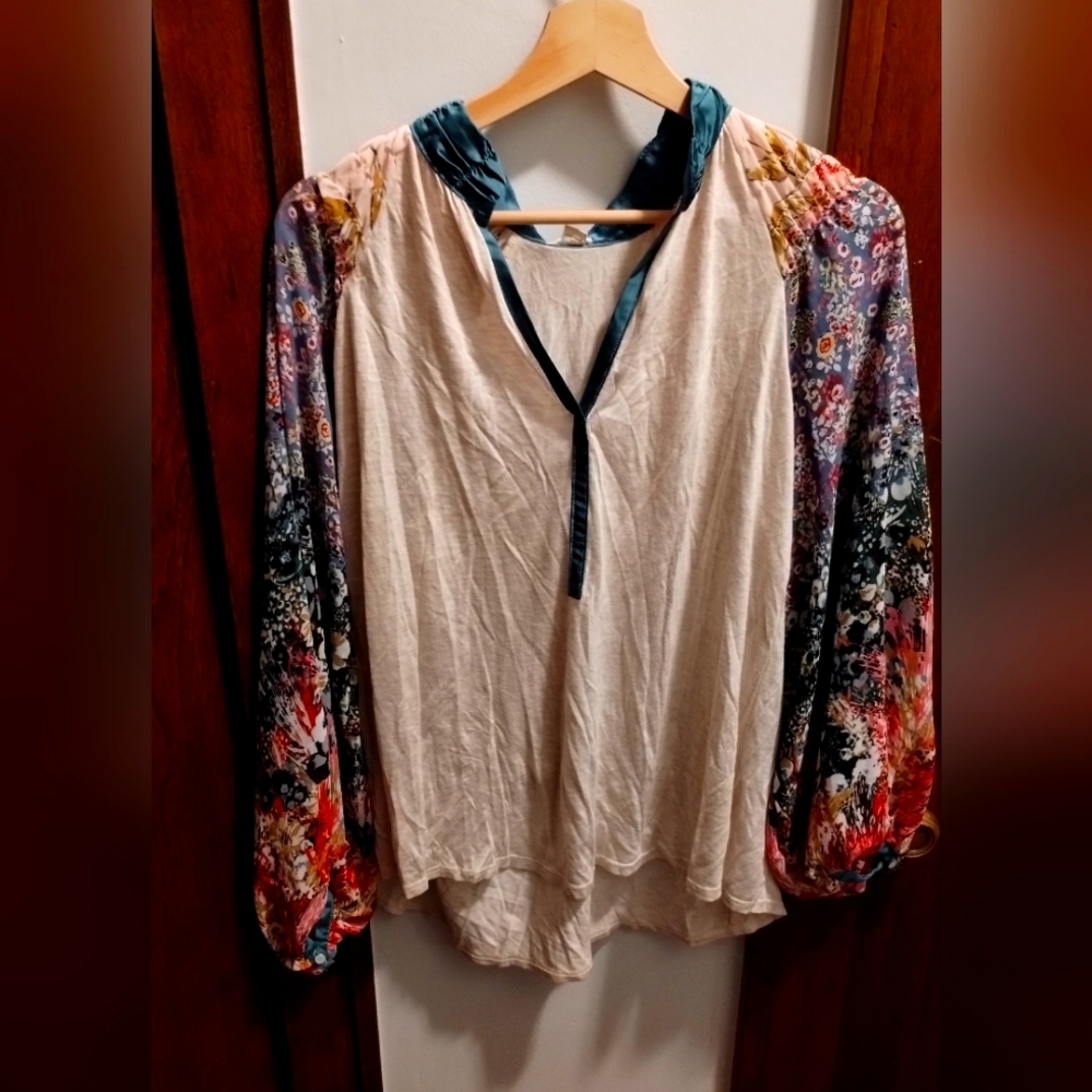 Anthropologie | TINY | Floral Sleeve Top with Green Collar | Size 1x